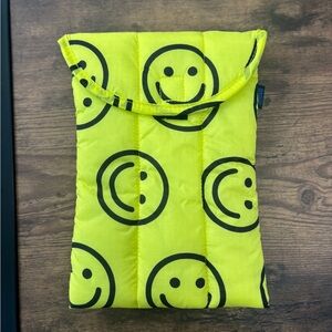 BAGGU Yellow Happy Puffy Tablet Sleeve 8”
